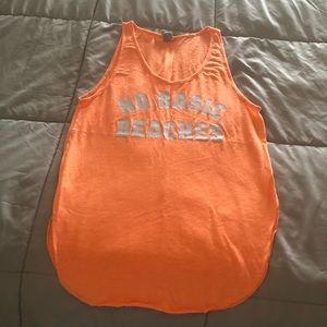 VS PINK No Basic Beaches Hip Split Tank